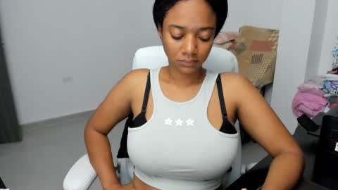 Zulma Yisset online show from 02-22-25, 01:22