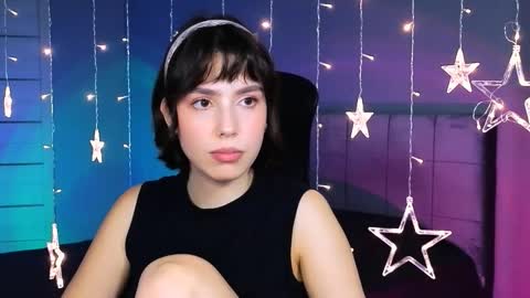 Snapshot of stacygonzales_ chatting on 11-07-25, 08:36 Bye bye dear See you on December 3st online show from 11-07-25, 08:36