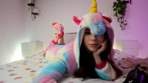 Snapshot of stacyluxxe chatting on 12-13-25, 07:53 Stacy online show from 12-13-25, 07:53