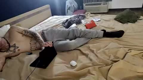 Straightupdownbad online show from 12-05-25, 12:41