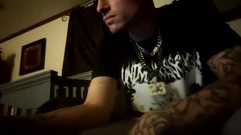 Snapshot of staightupdownbad chatting on 01-08-26, 04:26 Straightupdownbad online show from 01-08-26, 04:26