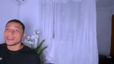 Snapshot of stan_blu chatting on 11-09-25, 08:45 stan_blu online show from 11-09-25, 08:45