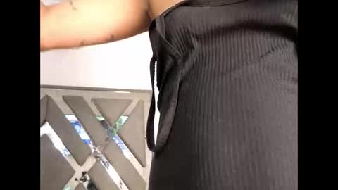 Snapshot of stan_blu chatting on 11-13-25, 09:19 stan_blu online show from 11-13-25, 09:19