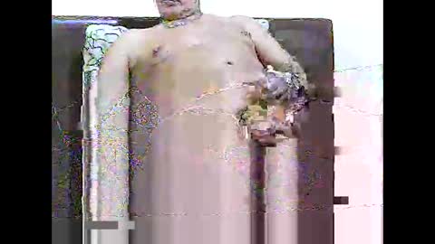 Snapshot of star0806666a chatting on 12-21-25, 11:06 star0806666a online show from 12-21-25, 11:06