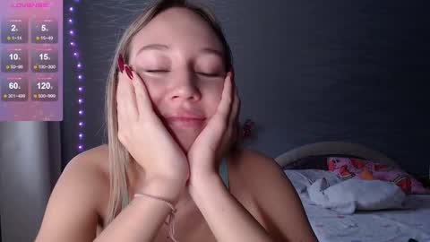 Snapshot of star_and_jane_ chatting on 02-11-25, 10:48 star_and_jane_ online show from 02-11-25, 10:48