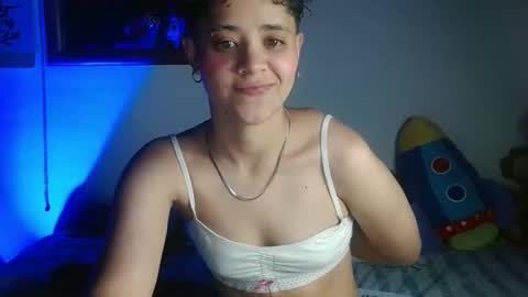 Snapshot of star_scar333 chatting on 02-11-26, 01:21 Star Scar online show from 02-11-26, 01:21