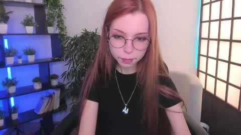 Snapshot of star_tarra chatting on 04-20-26, 01:52 Tarra online show from 04-20-26, 01:52