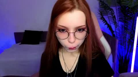 Snapshot of star_tarra chatting on 04-24-26, 01:41 Tarra online show from 04-24-26, 01:41