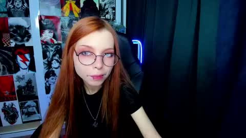 Snapshot of star_tarra chatting on 04-28-26, 01:59 Tarra online show from 04-28-26, 01:59