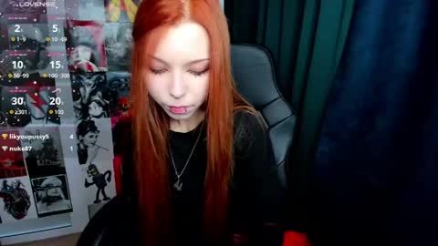 Snapshot of star_tarra chatting on 05-25-26, 01:55 Tarra online show from 05-25-26, 01:55