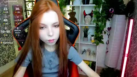 Snapshot of star_tarra chatting on 05-27-26, 02:08 Tarra online show from 05-27-26, 02:08