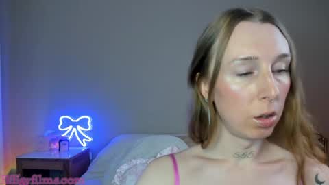 Star  Deluge  online show from 03-20-26, 09:30