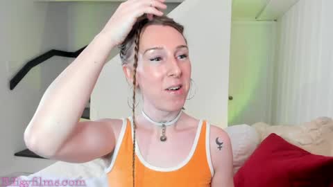 Star  Deluge  online show from 04-22-26, 10:55