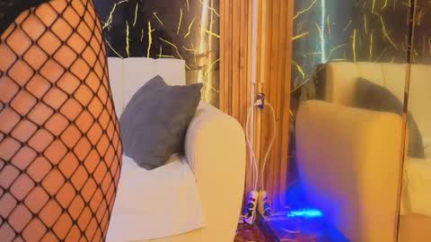 starlight_mature23_aws online show from 02-22-26, 05:19