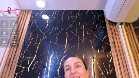 starlight_mature23_aws online show from 05-29-26, 07:56