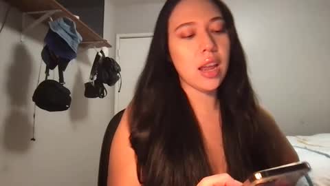 starlitdreams777 online show from 03-08-25, 04:45