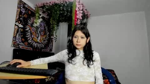 Snapshot of starmoonly chatting on 02-22-25, 08:31 starmoonly online show from 02-22-25, 08:31