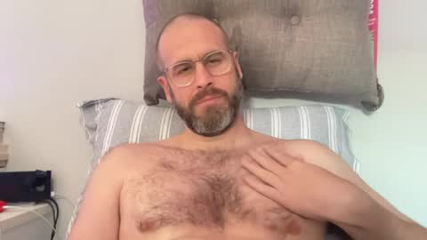 Snapshot of starrman99 chatting on 05-20-26, 06:25 starrman99 online show from 05-20-26, 06:25