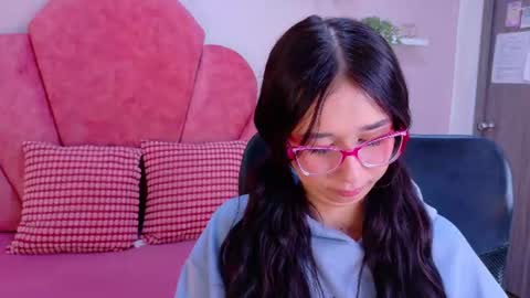 M O O N  online show from 07-23-26, 02:53