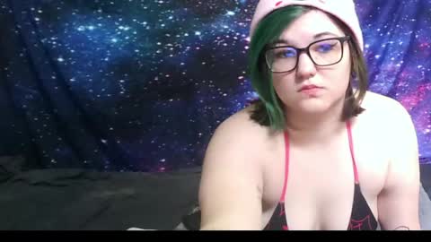 Snapshot of starthespacewhore chatting on 05-04-26, 02:57 Lemon online show from 05-04-26, 02:57