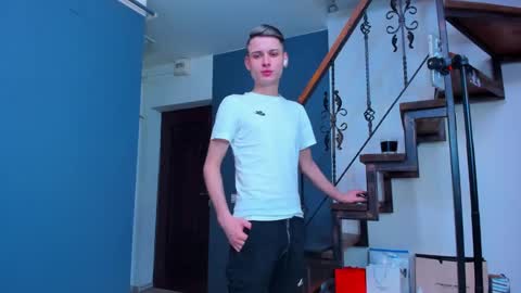 Snapshot of stashott69 chatting on 02-13-25, 02:45 STAS online show from 02-13-25, 02:45