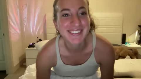 Snapshot of stassiethatsororitygirl chatting on 12-13-24, 09:41 Stassiethatsororitygirl online show from 12-13-24, 09:41