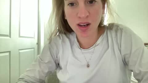 Snapshot of stassiethatsororitygirl chatting on 01-25-25, 02:14 Stassiethatsororitygirl online show from 01-25-25, 02:14