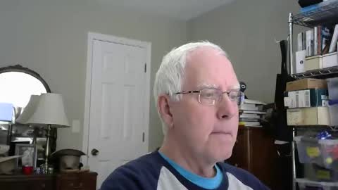 Snapshot of stasw20 chatting on 11-17-25, 07:41 stasw20 online show from 11-17-25, 07:41