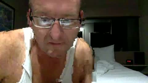 Snapshot of steakman007 chatting on 10-03-25, 11:18 Steakman online show from 10-03-25, 11:18