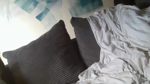 Mikee online show from 09-21-25, 07:54