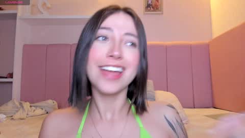 Stefa Gomez  online show from 01-22-25, 11:12