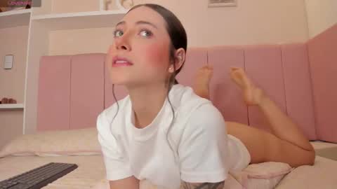 Stefa Gomez  online show from 03-12-26, 01:17