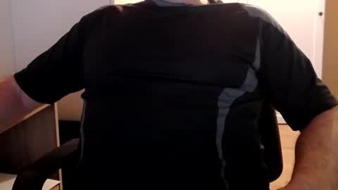 Snapshot of stefan2580 chatting on 12-17-25, 08:09 Stefan online show from 12-17-25, 08:09