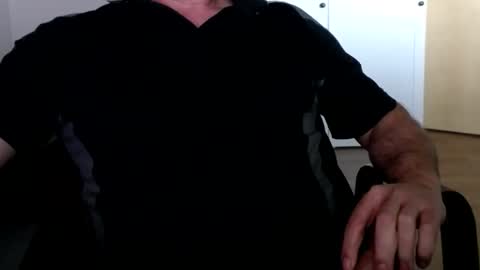 Snapshot of stefan2580 chatting on 02-07-26, 01:48 Stefan online show from 02-07-26, 01:48