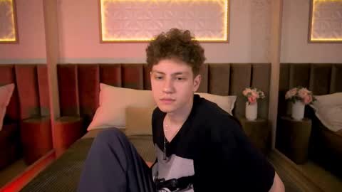 Esrefan online show from 02-21-26, 08:10