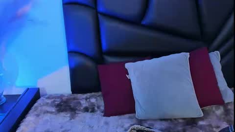 Stefania  online show from 10-01-25, 03:45