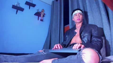 Stefann Salvatore online show from 01-20-25, 04:54