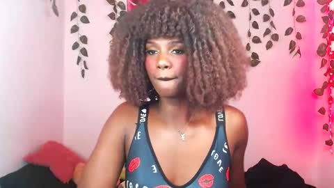 Snapshot of stefanny_2001 chatting on 05-10-26, 03:55 stefanny beautiful online show from 05-10-26, 03:55