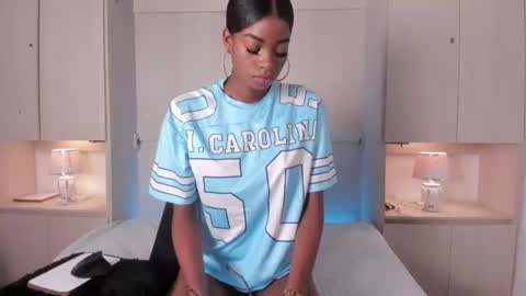 Snapshot of stefannyevans_ chatting on 06-16-26, 02:09 stefannyevans_ online show from 06-16-26, 02:09