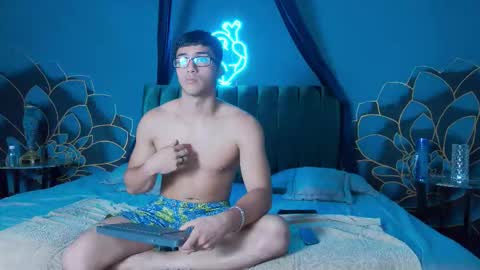 Stefano online show from 11-04-25, 12:26