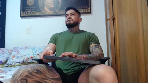 stefanodangelo01 online show from 11-03-25, 06:14