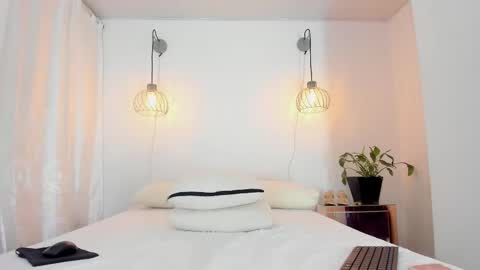 Stefany online show from 02-11-26, 08:03