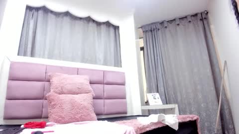 Stefany  online show from 11-04-25, 08:19