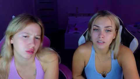 stefany_and_bettany online show from 09-15-25, 08:42