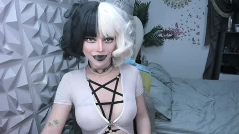 Snapshot of stefanylangkat chatting on 03-30-26, 12:28 Jane online show from 03-30-26, 12:28