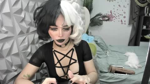 Snapshot of stefanylangkat chatting on 04-01-26, 01:41 Jane online show from 04-01-26, 01:41