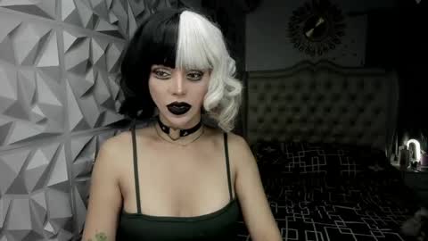Snapshot of stefanylangkat chatting on 04-20-26, 02:53 Jane online show from 04-20-26, 02:53