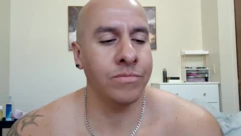 Snapshot of stefendru chatting on 06-09-26, 06:52 stefendru online show from 06-09-26, 06:52