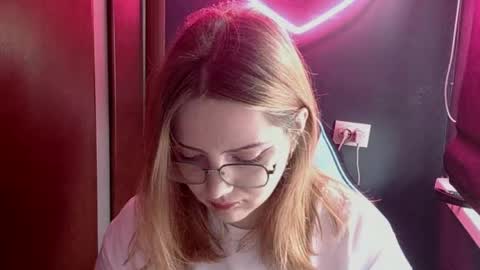 Ellie online show from 06-06-26, 11:26