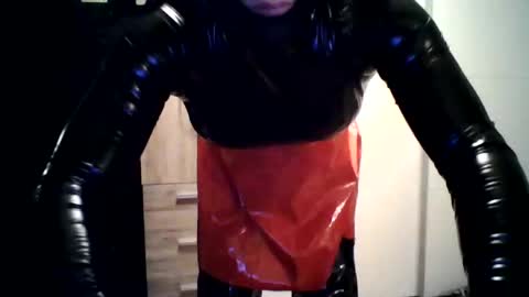 steffaniemoosbach online show from 12-04-25, 04:27